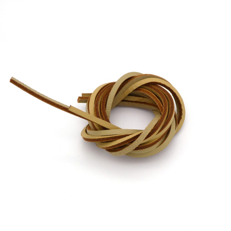 Lacet Bateaux Cuir Carré 3x3mm longueur 120cm Beige