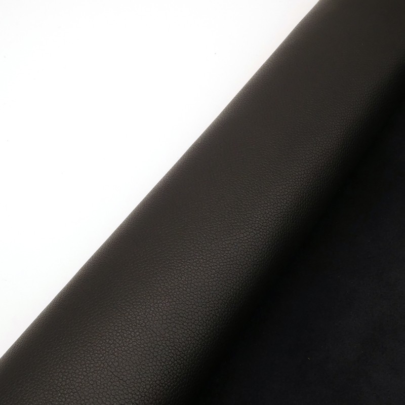 Vachette. Cuir souple grain zébu. Noir